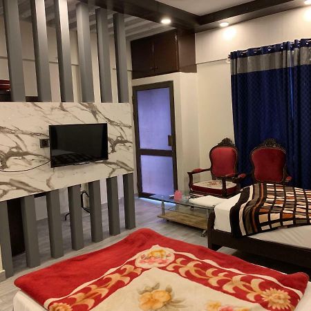 Embassy Lodge Карачі Екстер'єр фото