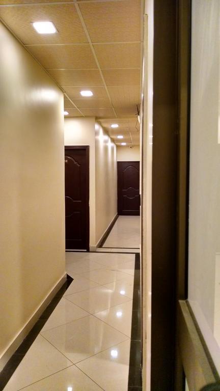 Embassy Lodge Карачі Екстер'єр фото