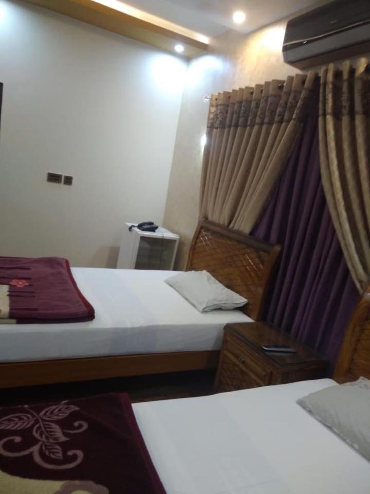 Embassy Lodge Карачі Екстер'єр фото