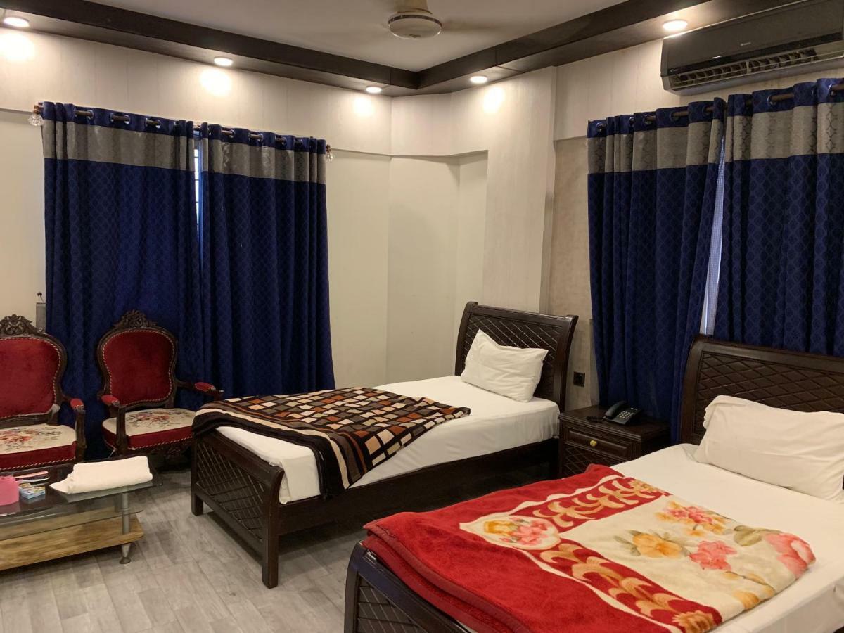 Embassy Lodge Карачі Екстер'єр фото